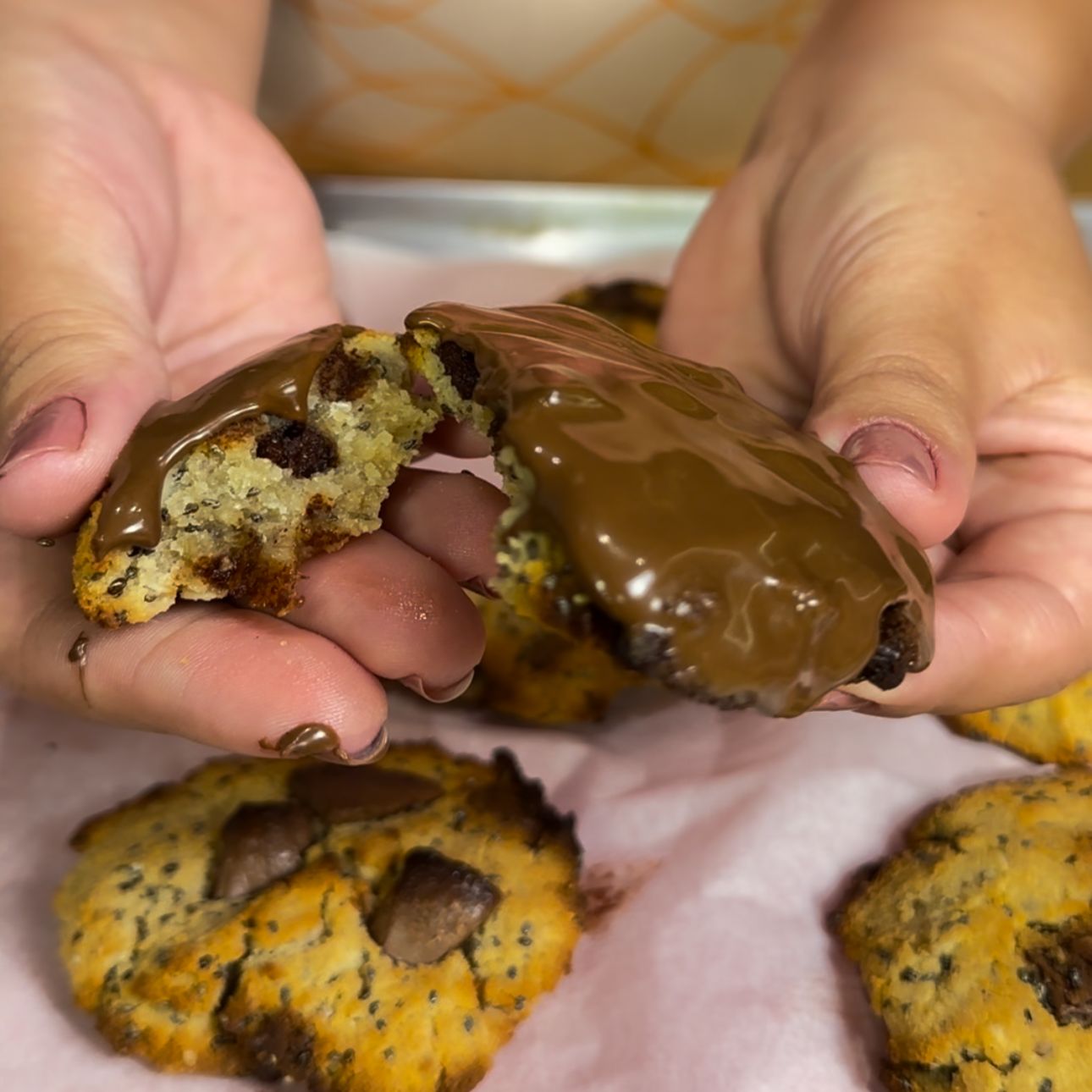 Cookies fit com creme de avelã, delicioso.